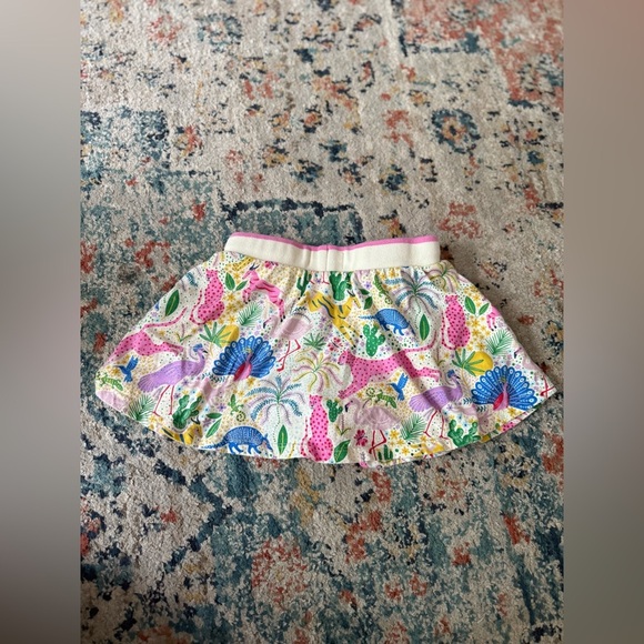 Mini Boden safari skort 4-5 - Picture 2 of 3
